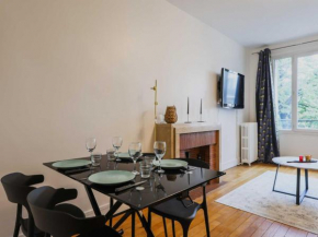 Cosy apt with balcony -3BR-4P- Place des Ternes